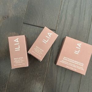 ILIA Multi-Stick and Blurring Blush Set